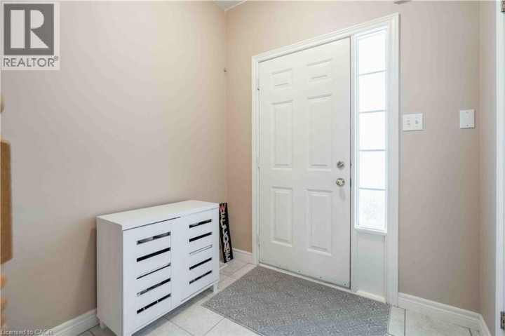 Photo 7 at 26 - 232 Stonehenge Drive, Meadowlands, Ancaster
