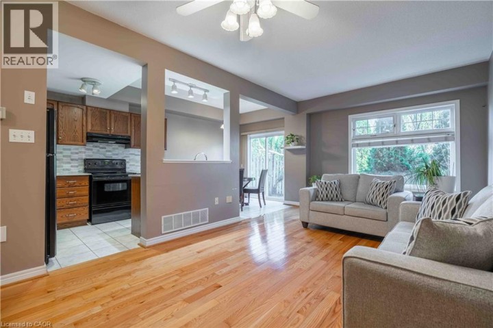 Photo 8 at 26 - 232 Stonehenge Drive, Meadowlands, Ancaster
