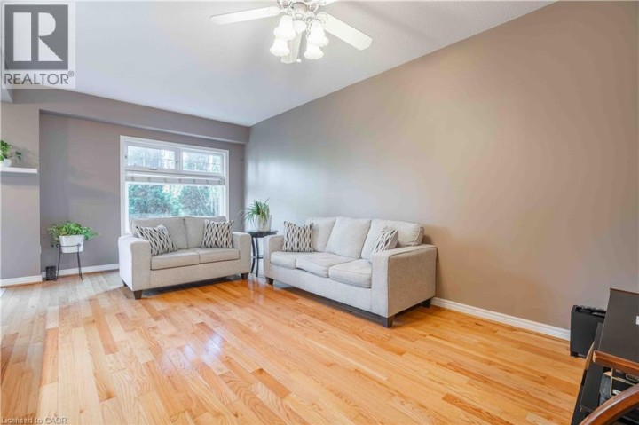 Photo 9 at 26 - 232 Stonehenge Drive, Meadowlands, Ancaster
