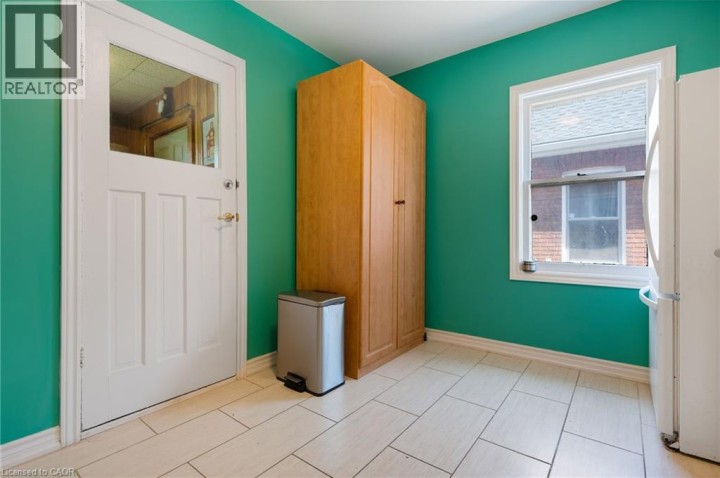 Photo 8 at 51 Aberdeen Avenue, Eagle Place East, Brantford
