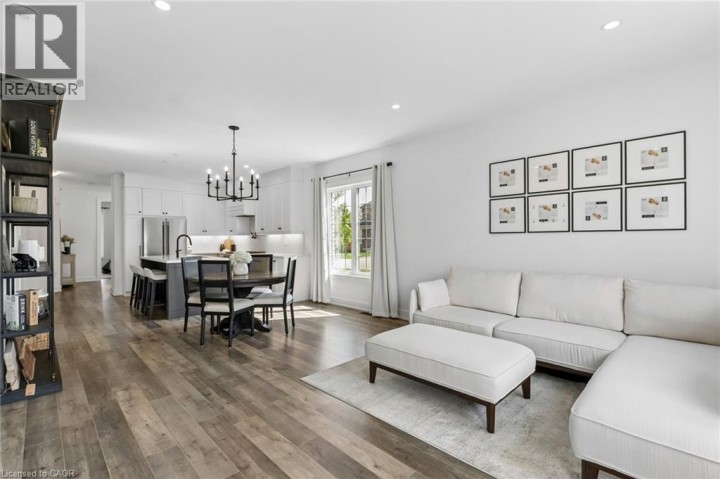 Photo 11 at 31 Seaton Crescent, Tillsonburg