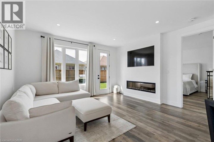 Photo 13 at 31 Seaton Crescent, Tillsonburg