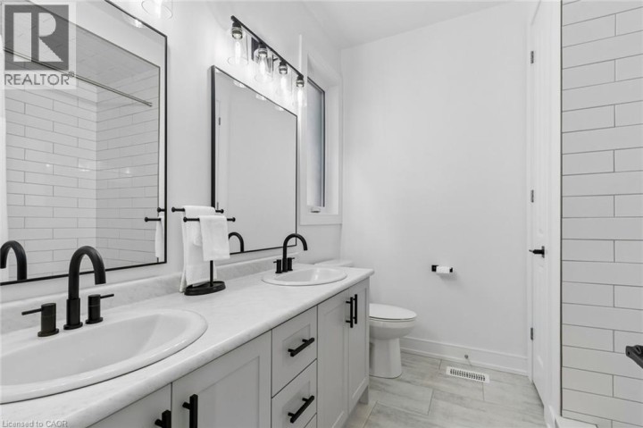 Photo 34 at 31 Seaton Crescent, Tillsonburg
