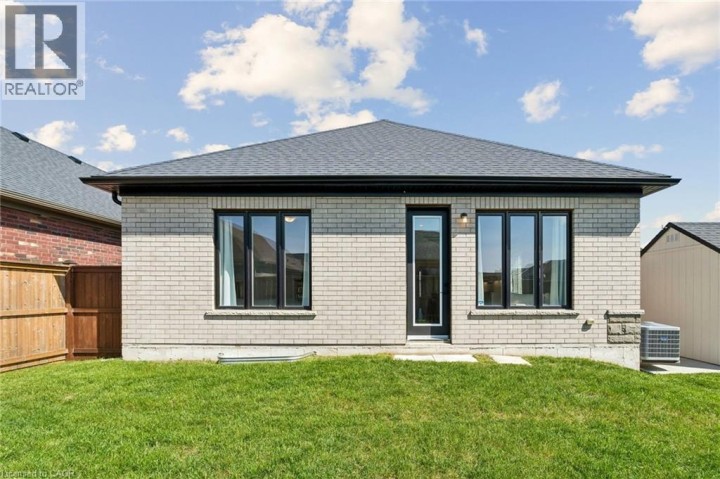 Photo 45 at 31 Seaton Crescent, Tillsonburg