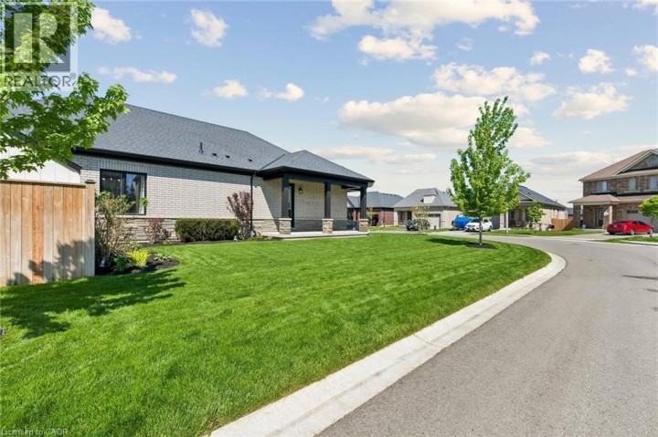 Photo 6 at 31 Seaton Crescent, Tillsonburg