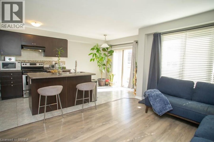 Photo 9 at 153 English Lane, Empire South, Brantford