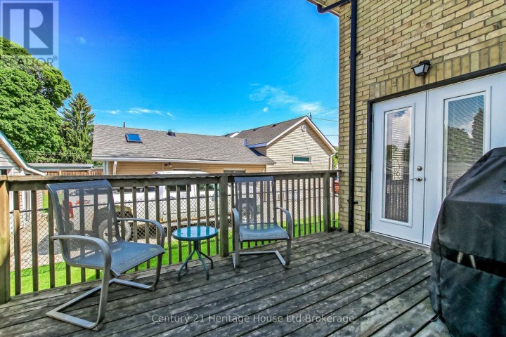 Photo 21 at 84 East Park Drive, Woodstock - South, Woodstock
