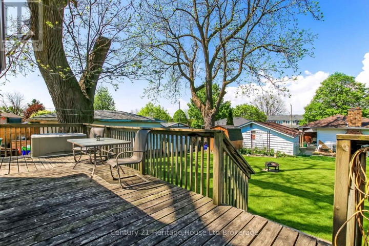 Photo 23 at 84 East Park Drive, Woodstock - South, Woodstock