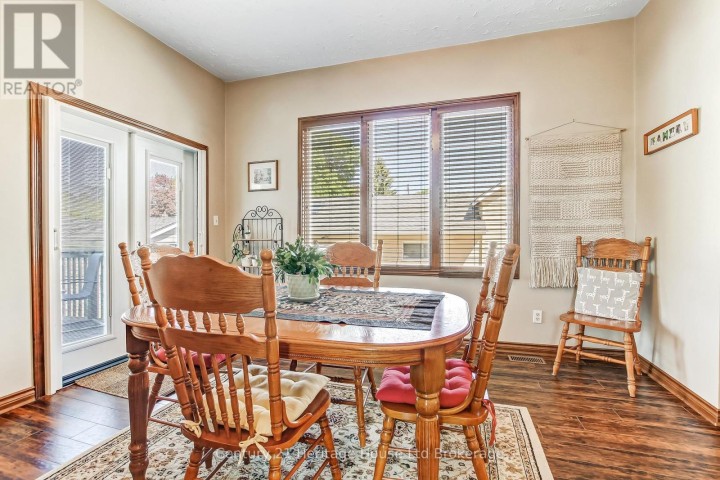 Photo 6 at 84 East Park Drive, Woodstock - South, Woodstock