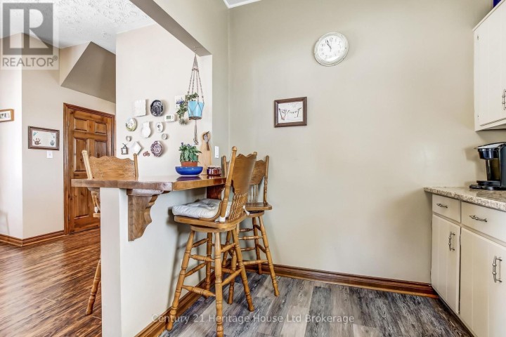 Photo 8 at 84 East Park Drive, Woodstock - South, Woodstock