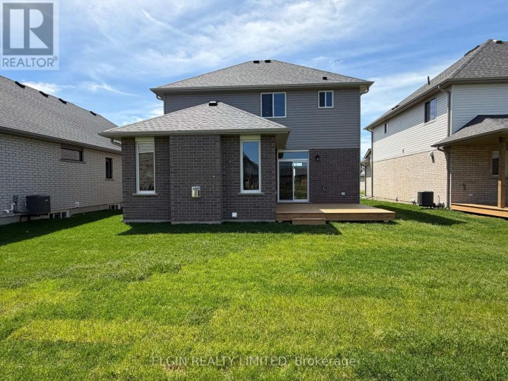 Photo 2 at 4 Keba Crescent, Tillsonburg