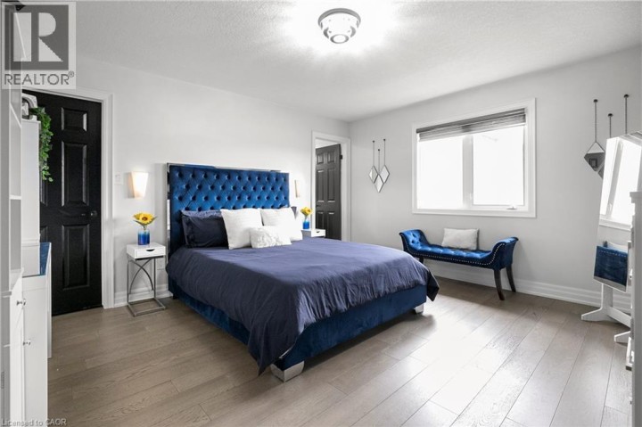 Photo 20 at 16 - 876 Golf Links Road, Meadowlands, Ancaster