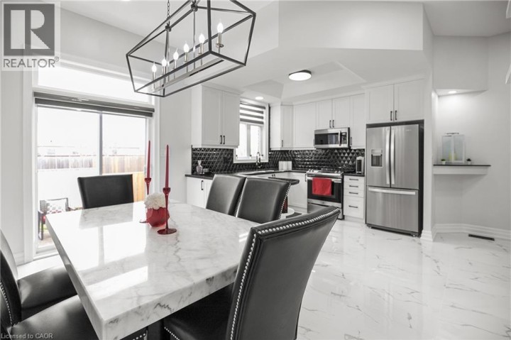 Photo 7 at 16 - 876 Golf Links Road, Meadowlands, Ancaster