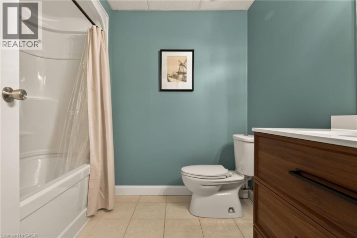 Photo 35 at 52 Latzer Crescent, Myrtleville South, Brantford