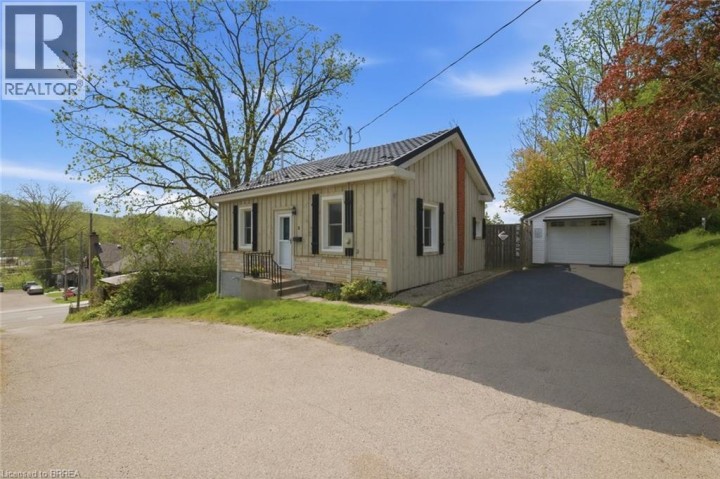 Photo 3 at 9 Keeton Lane, Innerkip (Fair Grounds), Woodstock