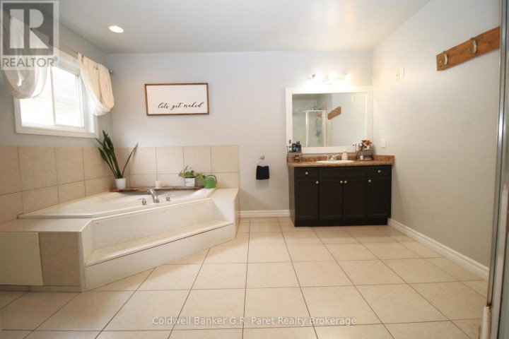 Photo 27 at 4 Langrell Avenue, Tillsonburg