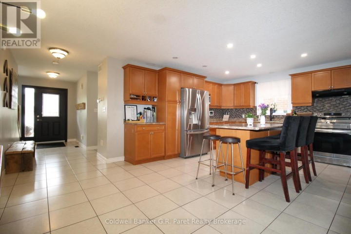 Photo 3 at 4 Langrell Avenue, Tillsonburg