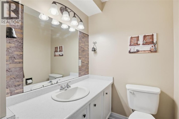 Photo 16 at 371 Brantwood Park Road, Lynden Hills, Brantford