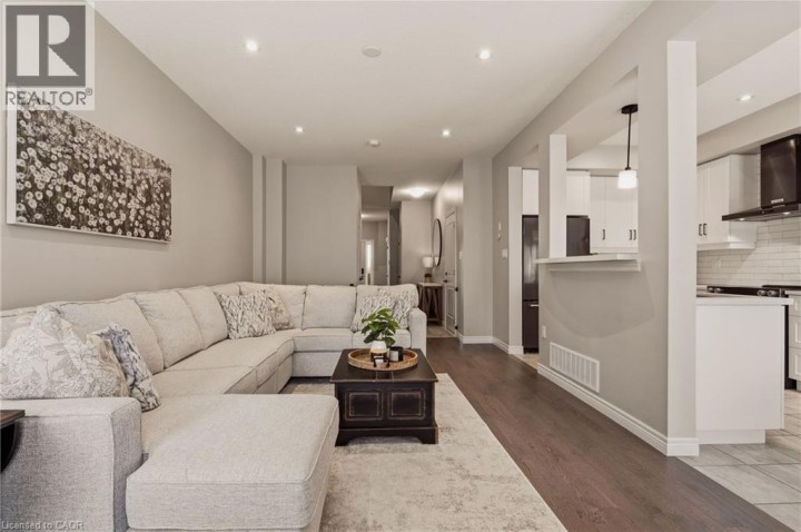 Photo 10 at 81 Beasley Grove, Meadowlands, Ancaster