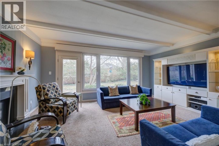Photo 12 at 9 Summerhayes Crescent, Wyndham Hills, Brantford