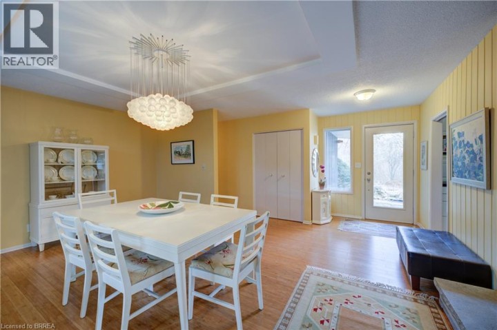 Photo 17 at 9 Summerhayes Crescent, Wyndham Hills, Brantford