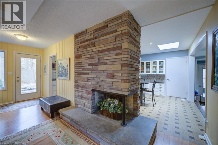 Photo 22 at 9 Summerhayes Crescent, Wyndham Hills, Brantford
