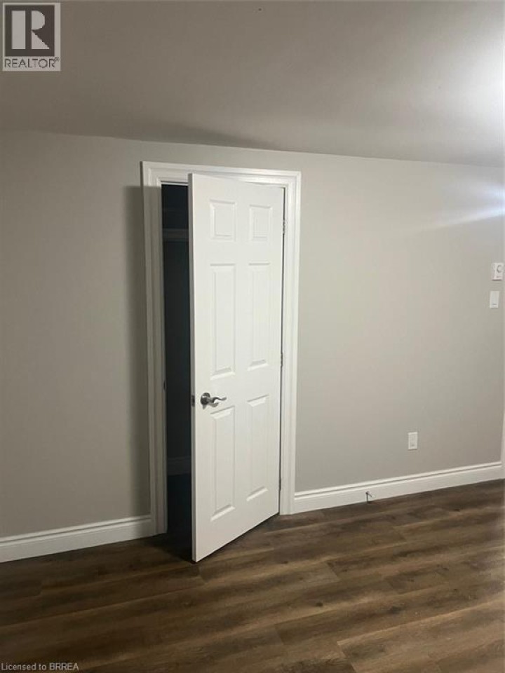 Photo 11 at 54 Debby Crescent, North Park / Wood St., Brantford