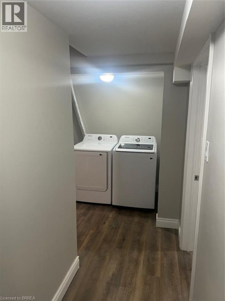 Photo 21 at 54 Debby Crescent, North Park / Wood St., Brantford