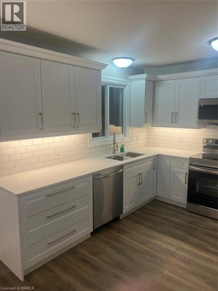 Photo 27 at 54 Debby Crescent, North Park / Wood St., Brantford