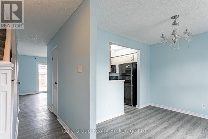 Photo 5 at 7 - 39 Blandford Street, Woodstock - North, Woodstock