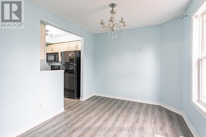 Photo 6 at 7 - 39 Blandford Street, Woodstock - North, Woodstock