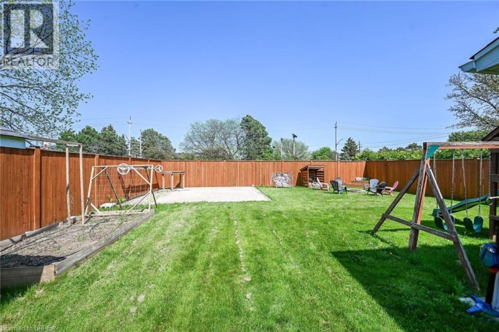 Photo 49 at 2 Coachwood Road, Brier Park, Brantford