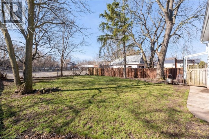 Photo 35 at 41 Elgin Street, Terrace Hill, Brantford