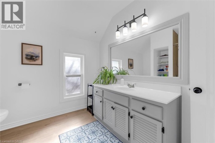 Photo 24 at 41 Elgin Street, Terrace Hill, Brantford