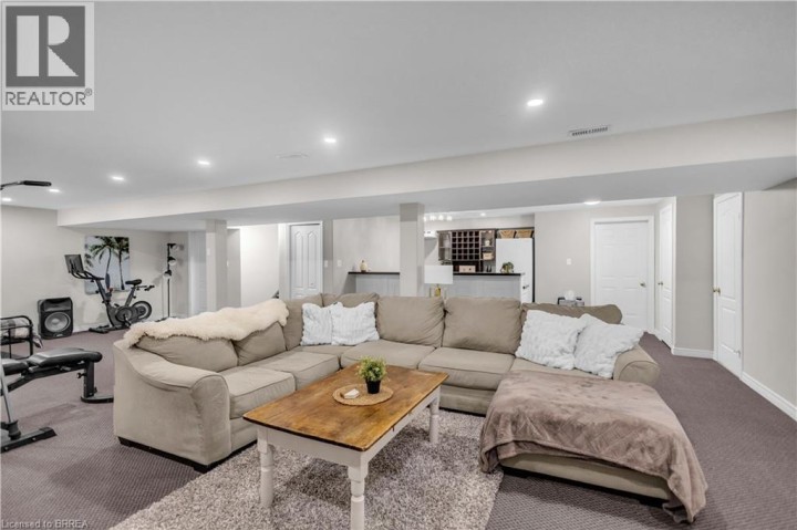 Photo 37 at 30 Farrow Road, Oakhill Dr, Brantford