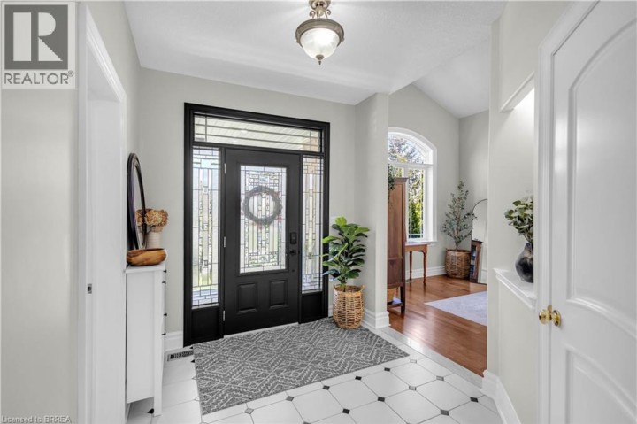 Photo 4 at 30 Farrow Road, Oakhill Dr, Brantford