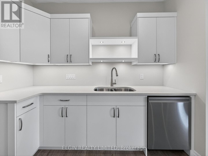 Photo 11 at 10 Canary Street, Tillsonburg