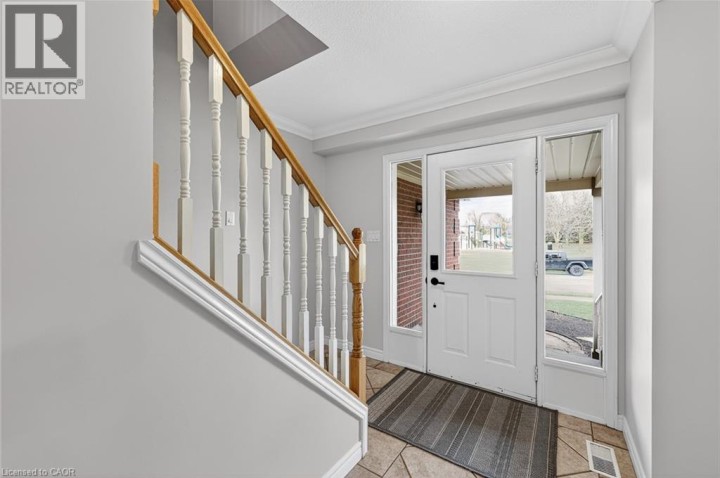 Photo 7 at 94 Mason Drive, Ingersoll - South, Ingersoll
