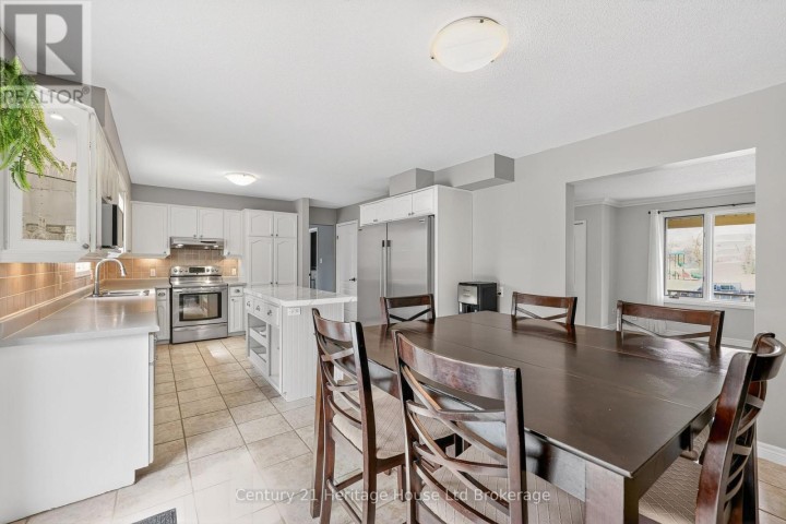 Photo 11 at 94 Mason Drive, Ingersoll - South, Ingersoll