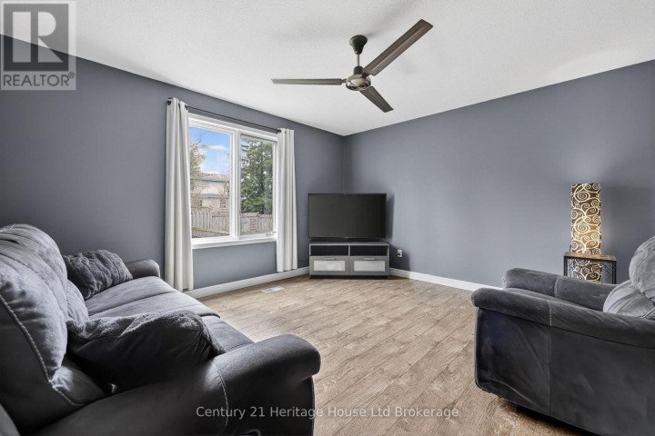 Photo 17 at 94 Mason Drive, Ingersoll - South, Ingersoll