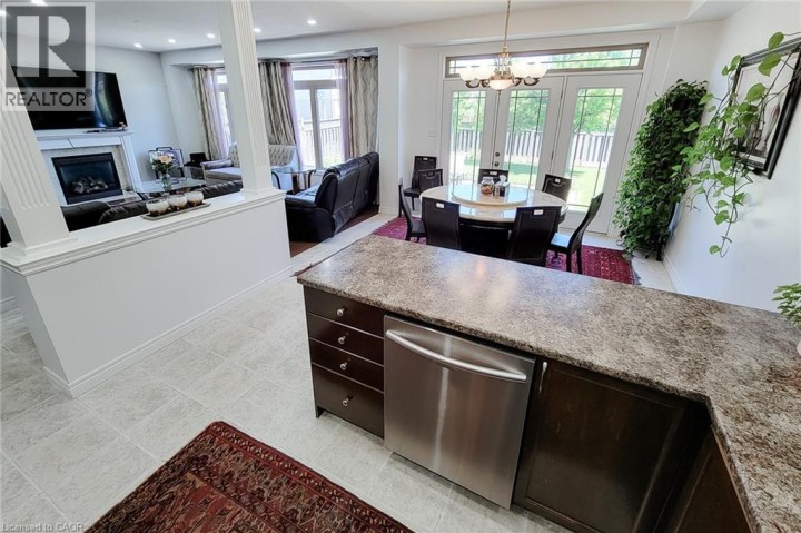 Photo 20 at 197 Cloverleaf Drive, Meadowlands, Ancaster