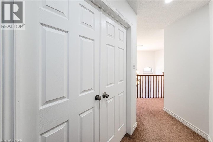 Photo 24 at 197 Cloverleaf Drive, Meadowlands, Ancaster