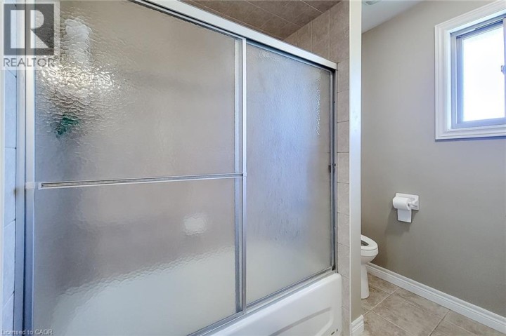 Photo 36 at 197 Cloverleaf Drive, Meadowlands, Ancaster