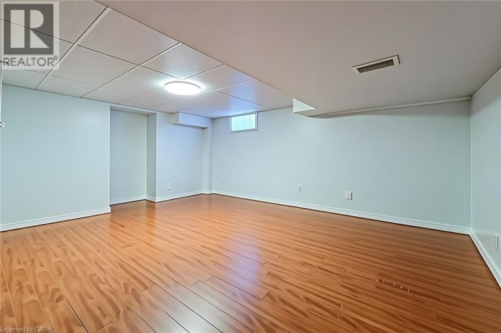 Photo 40 at 197 Cloverleaf Drive, Meadowlands, Ancaster