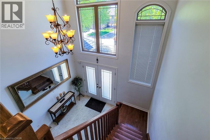 Photo 6 at 197 Cloverleaf Drive, Meadowlands, Ancaster