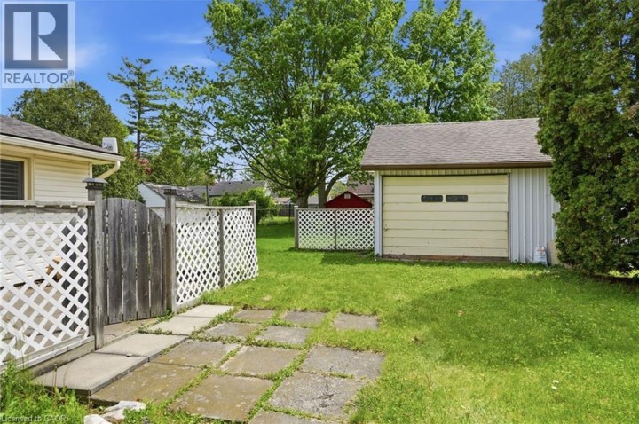 Photo 24 at 6 Stewart Drive, Burford