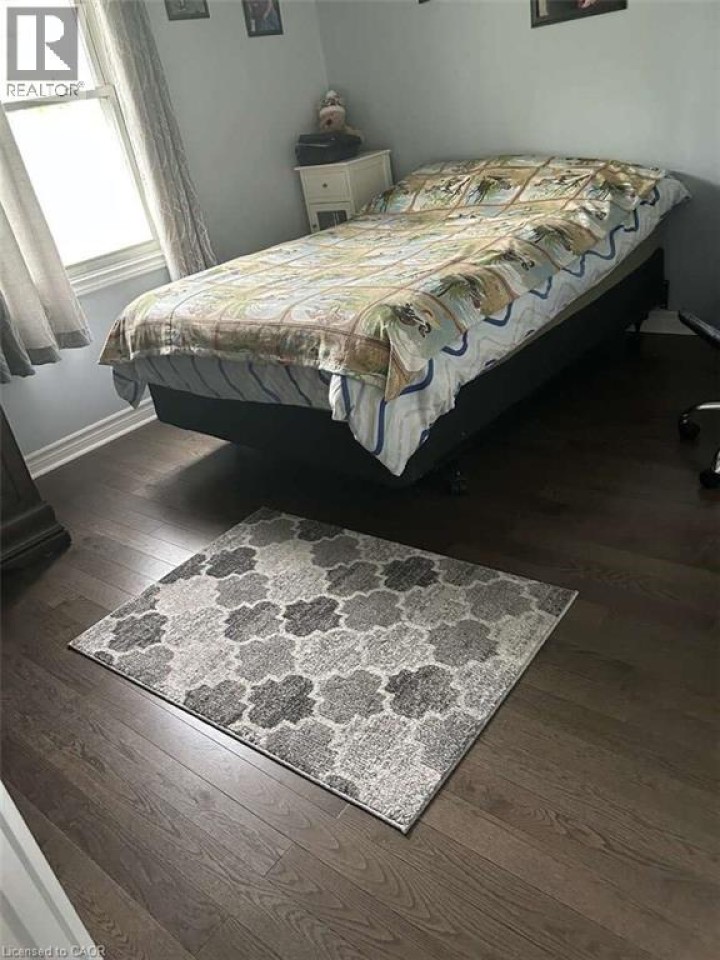 Photo 8 at 11 James Avenue, Echo Place, Brantford