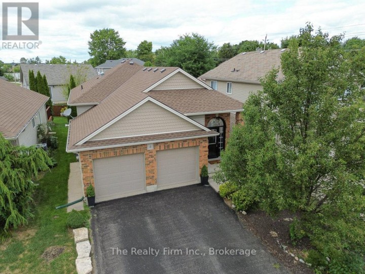 Photo 3 at 4 Kerr Crescent, Ingersoll - North, Ingersoll