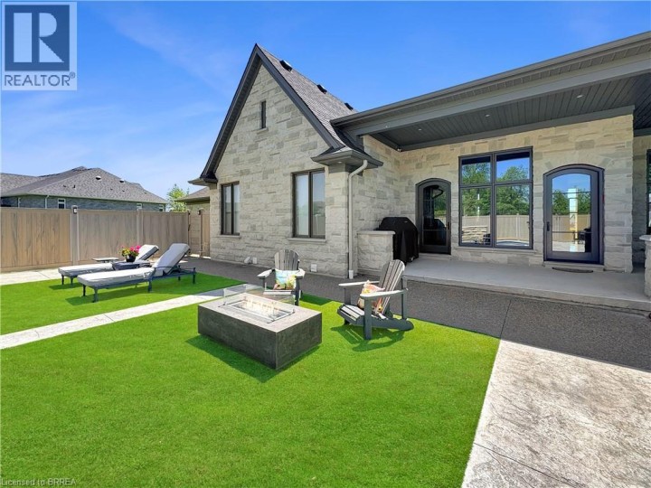 Photo 42 at 18 Harper Boulevard, Tutela Heights, Brantford