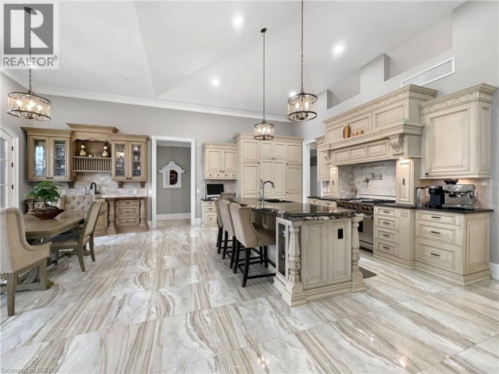 Photo 10 at 18 Harper Boulevard, Tutela Heights, Brantford